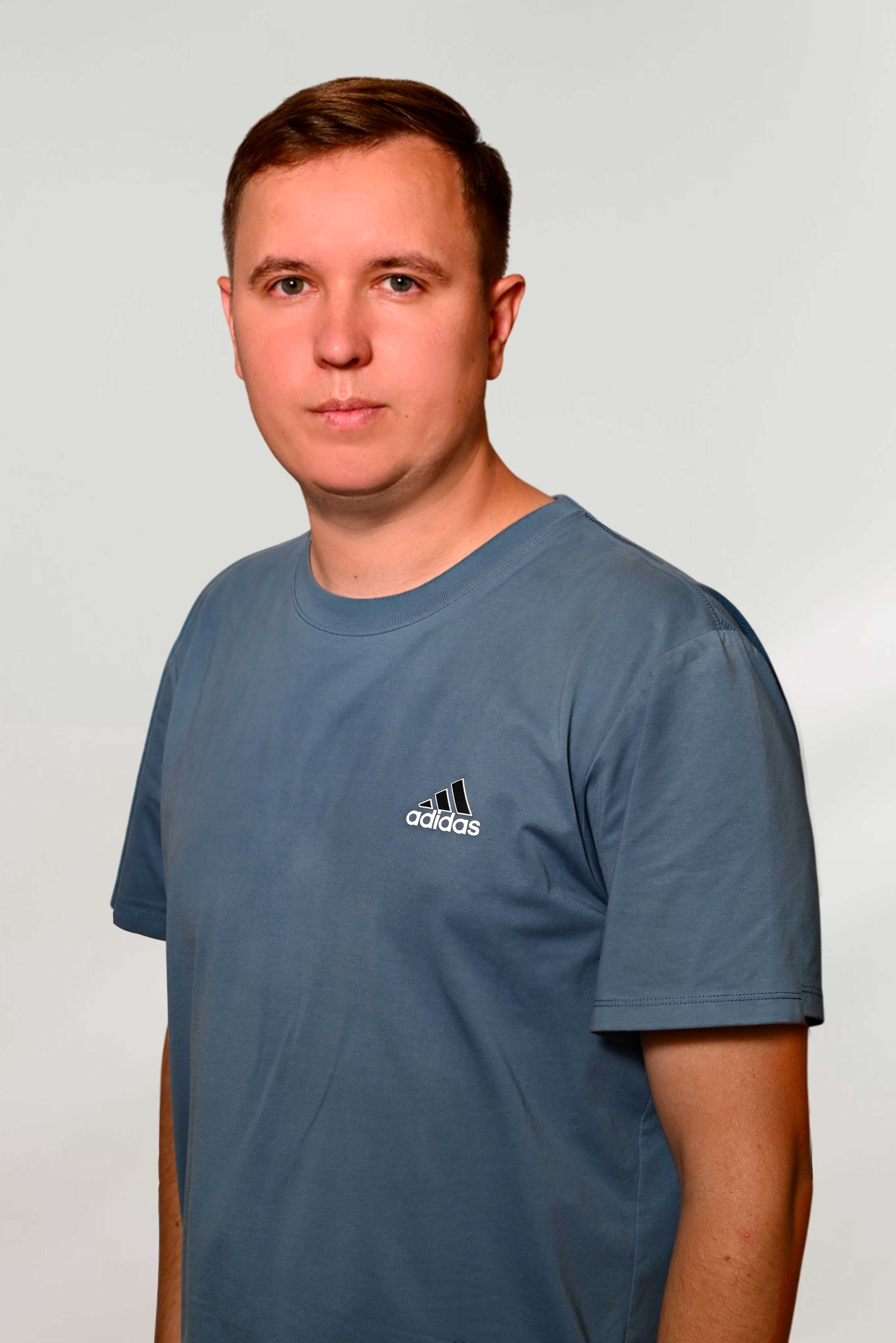 Абдуллаев Михаил Александрович.